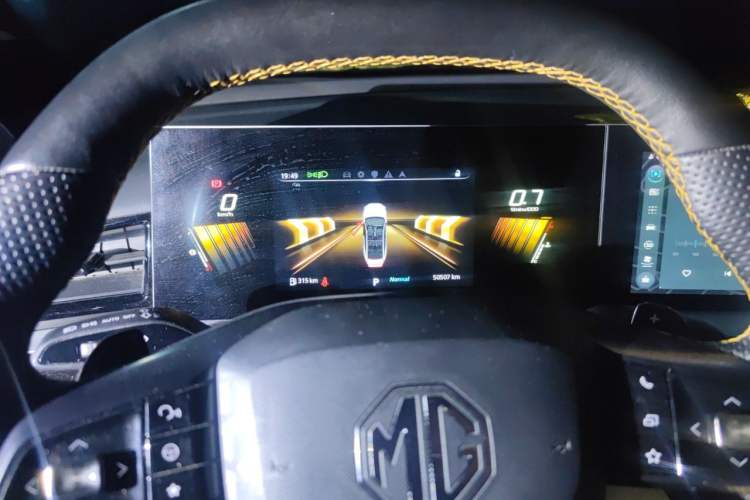 Used MG 5 Scorpio 2022 1.5T Trophy Sport Luxurious Edition Instrument Cluster