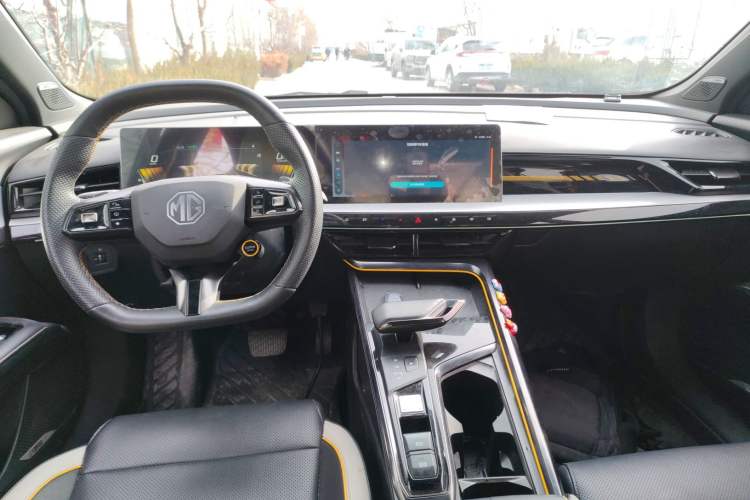 Used MG 5 Scorpio 2022 1.5T Trophy Sport Luxurious Edition Interior 2