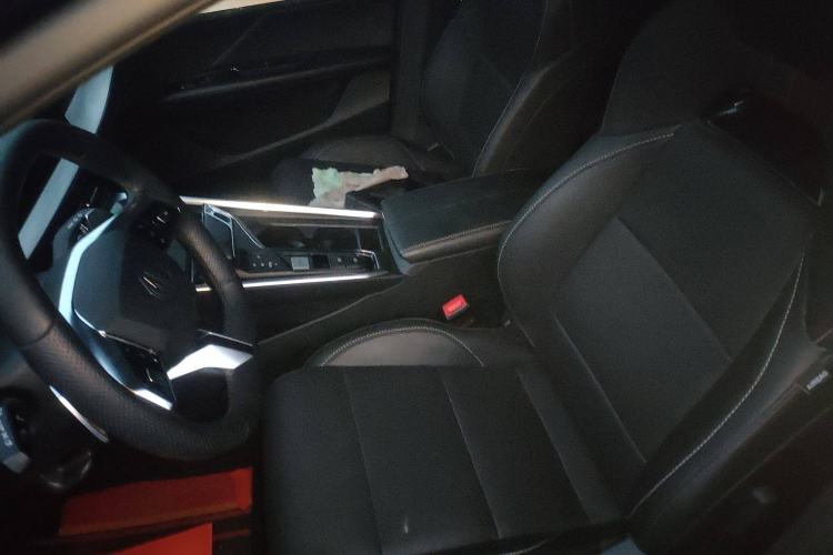 Used MG 5 Scorpio 2022 1.5T Luxury Edition Left Front Seat