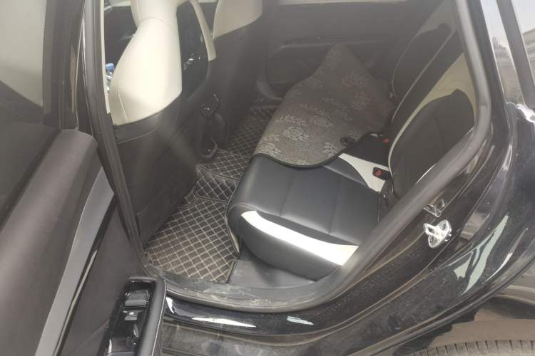 Used MG 5 Scorpio 2022 1.5T Luxury Edition Left Rear Seat
