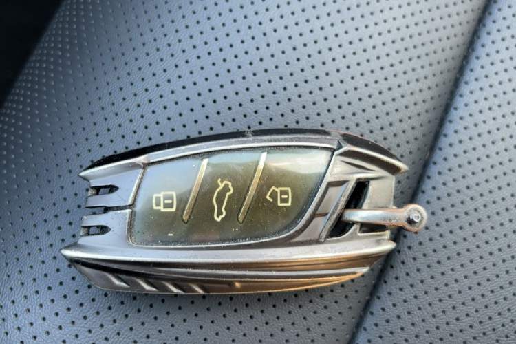 Used MG 5 Scorpio 2022 1.5T Luxury Edition Vehicle Key