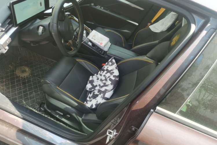 Used MG 5 Scorpio 2022 1.5T Trophy Sport Flagship Edition Left Front Seat