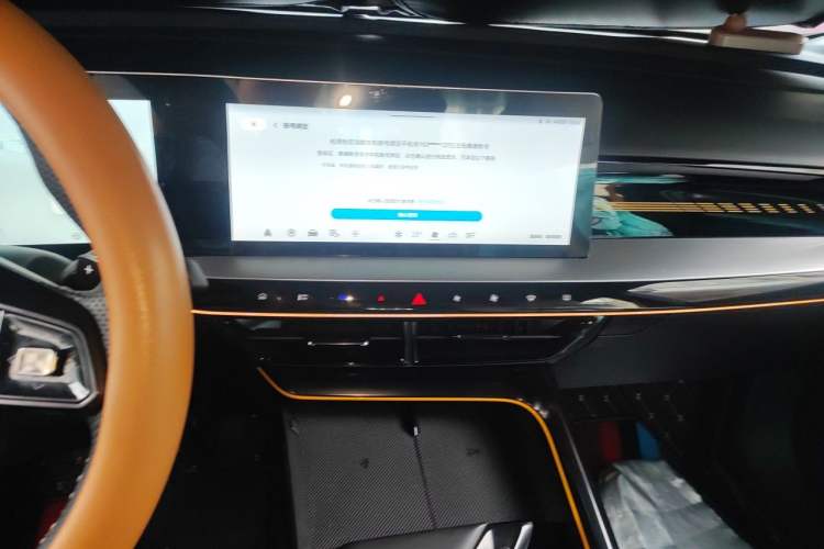 Used MG 5 Scorpio 2022 1.5T Trophy Sport Flagship Edition Audio And AC Panel