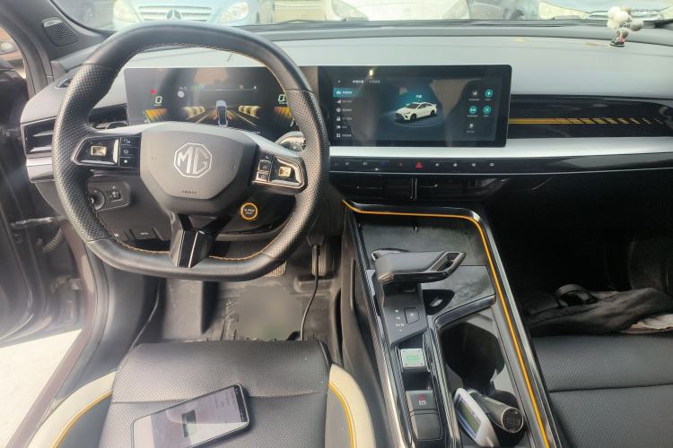 Used MG 5 Scorpio 2022 1.5T Trophy Sport Luxurious Edition Center Console