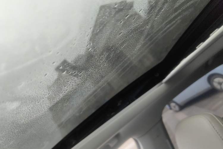 Used MG 5 Scorpio 2022 1.5T Luxury Edition Headliner