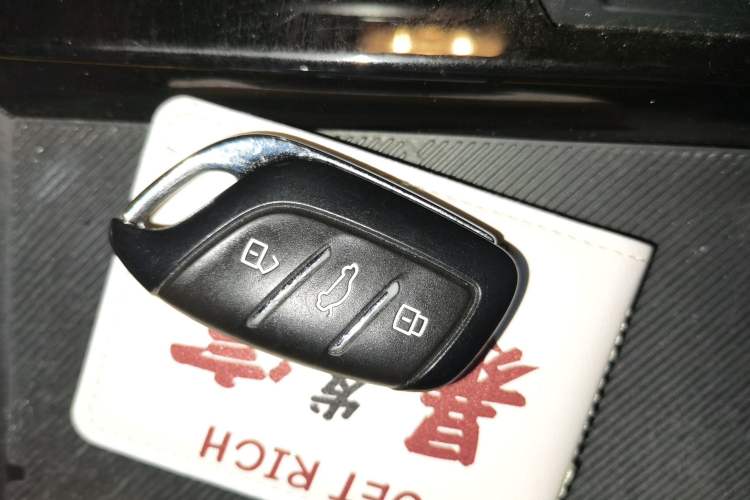Used MG 5 Scorpio 2022 1.5T Trophy Sport Luxurious Edition Interior 1