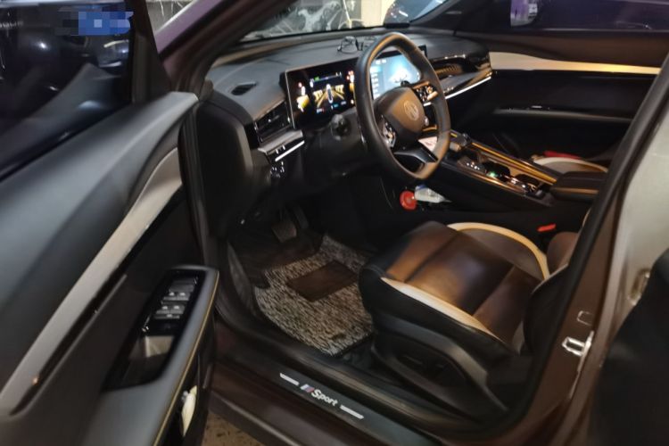 Used MG 5 Scorpio 2022 1.5T Trophy Sport Luxurious Edition Interior 3