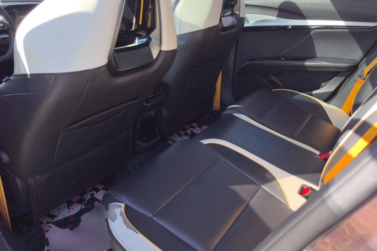 Used MG 5 Scorpio 2022 1.5T Trophy Sport Flagship Edition Left Rear Seat