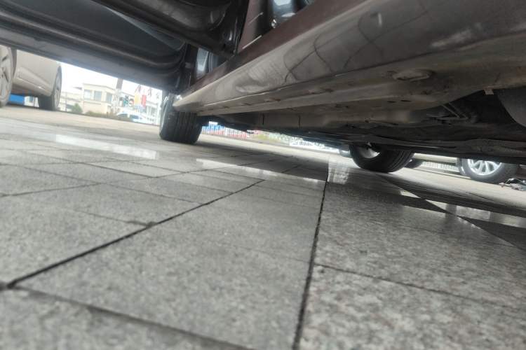 Used MG 5 Scorpio 2022 1.5T Luxury Edition Left Side Sill