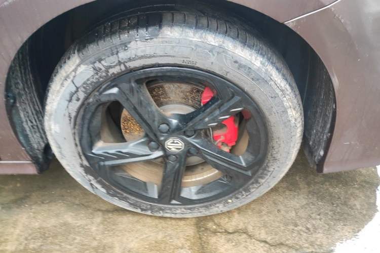 Used MG 5 Scorpio 2022 1.5T Trophy Sport Flagship Edition Right Front Wheel Hub