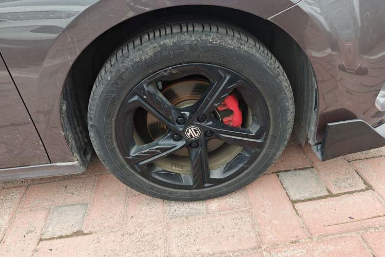 Used MG 5 Scorpio 2022 1.5T Trophy Sport Flagship Edition Right Front Wheel Hub