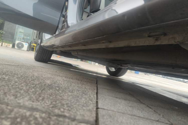 Used MG 5 Scorpio 2022 1.5T Luxury Edition Right Side Sill
