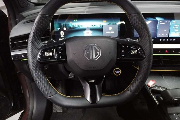 Used MG 5 Scorpio 2022 1.5T Trophy Sport Flagship Edition Steering Wheel