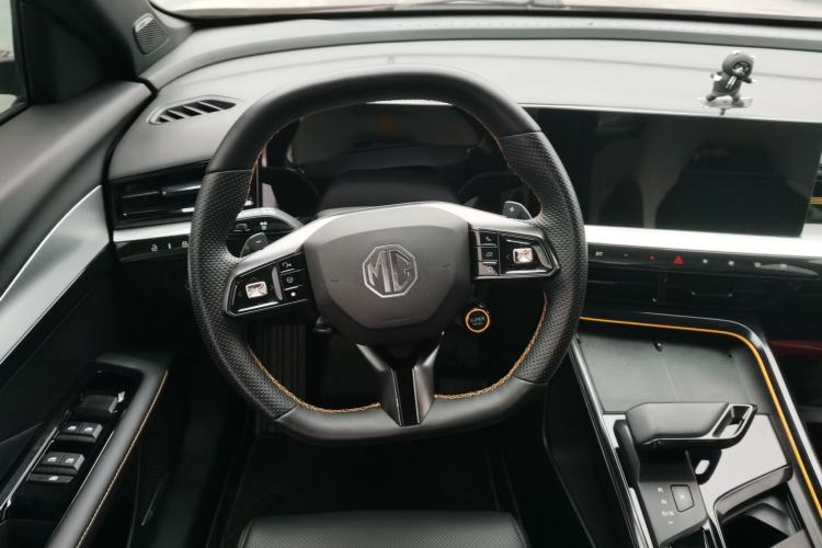 Used MG 5 Scorpio 2022 1.5T Trophy Sport Flagship Edition Steering Wheel