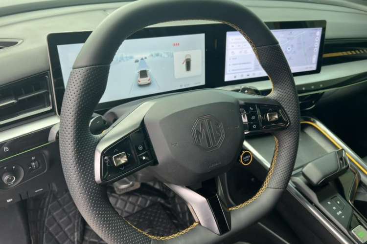 Used MG 5 Scorpio 2022 1.5T Trophy Sport Flagship Edition Steering Wheel