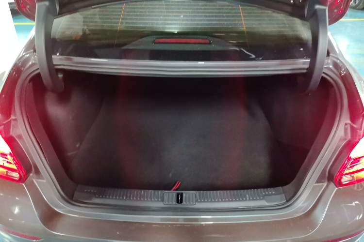 Used MG 5 Scorpio 2022 1.5T Luxury Edition Trunk