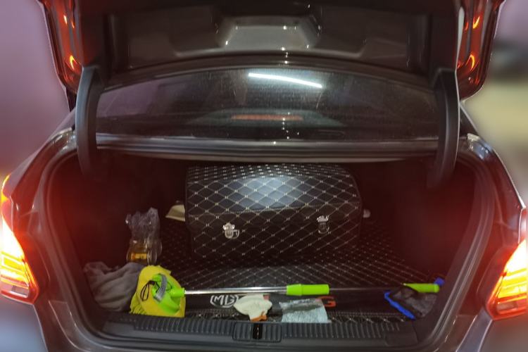 Used MG 5 Scorpio 2022 1.5T Trophy Sport Luxurious Edition Trunk