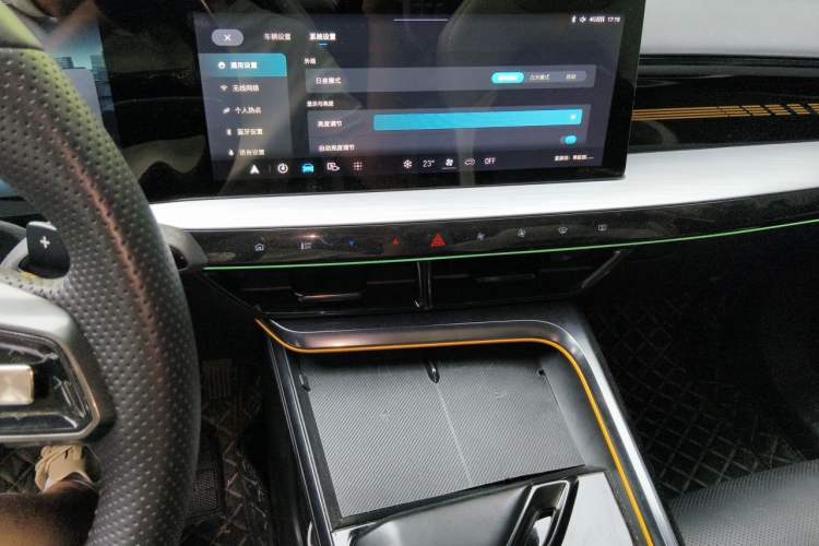 Used MG 5 Scorpio 2022 1.5T Trophy Sport Flagship Edition Audio And AC Panel