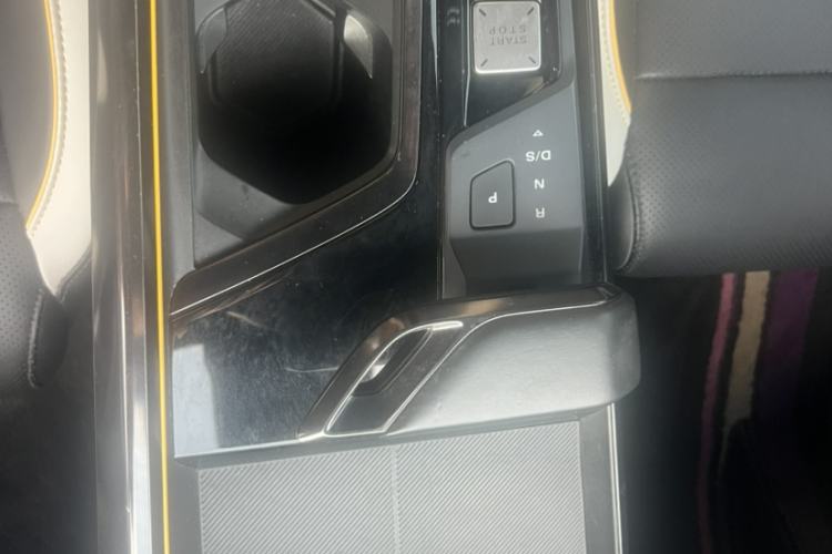 Used MG 5 Scorpio 2022 1.5T Trophy Sport Luxurious Edition Gear Lever