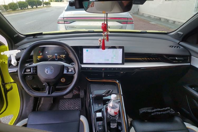 Used MG 5 Scorpio 2022 1.5T Trophy Sport Luxurious Edition Interior 2