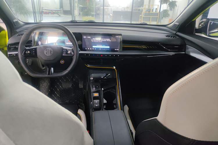 Used MG 5 Scorpio 2022 1.5T Trophy Sport Flagship Edition Interior 3