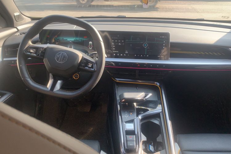 Used MG 5 Scorpio 2022 1.5T Trophy Sport Flagship Edition Interior 3