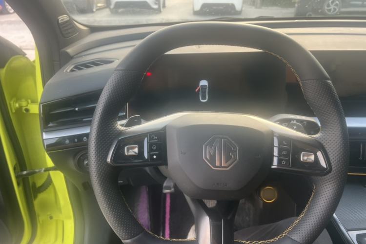 Used MG 5 Scorpio 2022 1.5T Trophy Sport Luxurious Edition Interior 5