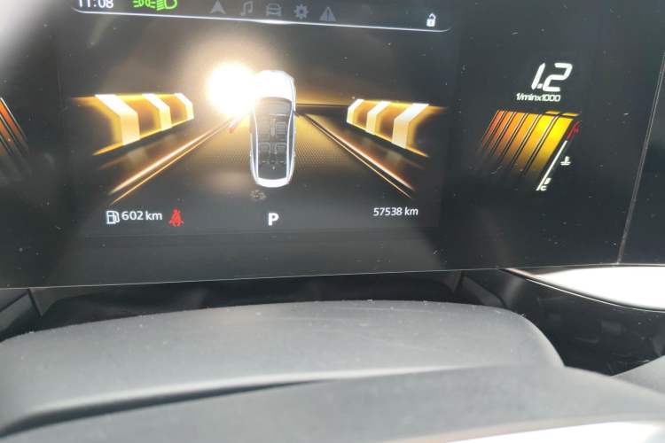 Used MG 5 Scorpio 2022 1.5T Luxury Edition Odometer Close Up