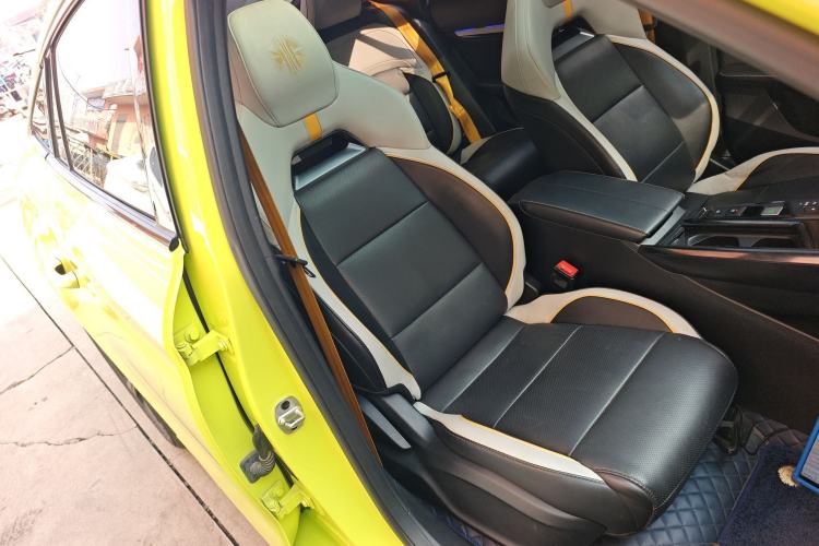 Used MG 5 Scorpio 2022 1.5T Trophy Sport Flagship Edition Right Front Seat