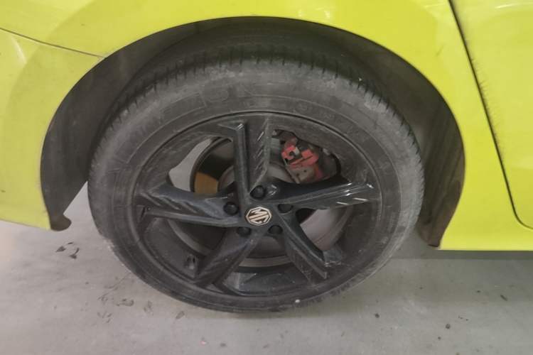 Used MG 5 Scorpio 2022 1.5T Trophy Sport Flagship Edition Right Rear Wheel Hub