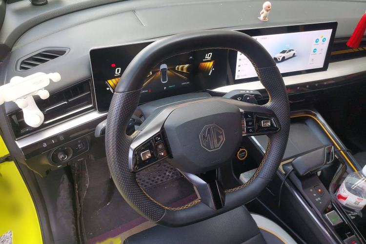 Used MG 5 Scorpio 2022 1.5T Trophy Sport Luxurious Edition Steering Wheel