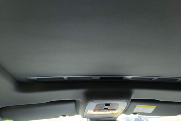 Used MG 5 Scorpio 2022 1.5T Trophy Sport Luxurious Edition Headliner