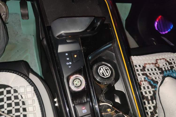 Used MG 5 Scorpio 2022 1.5T Trophy Sport Luxurious Edition Gear Lever