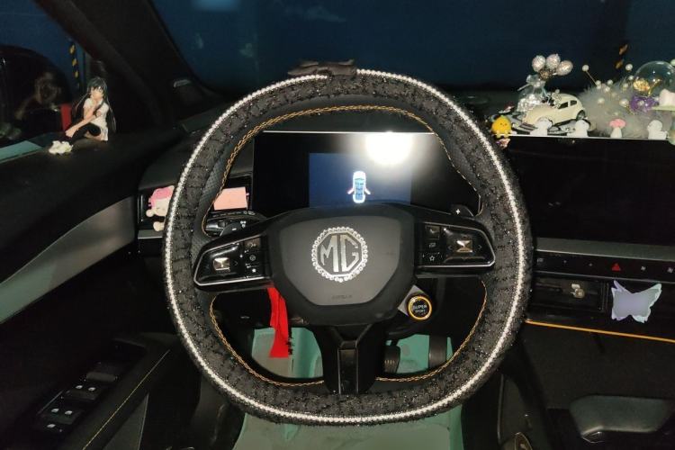 Used MG 5 Scorpio 2022 1.5T Trophy Sport Luxurious Edition Steering Wheel