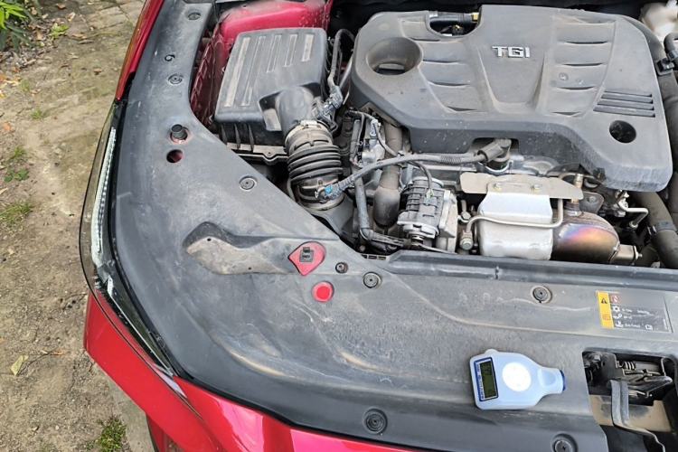 Used MG 5 Scorpio 2022 1.5T Trophy Sport Luxurious Edition Engine Bay Right