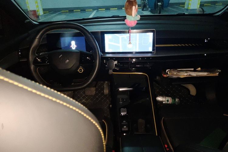 Used MG 5 Scorpio 2022 1.5T Trophy Sport Luxurious Edition Interior 2
