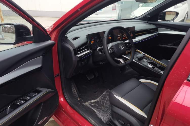 Used MG 5 Scorpio 2022 1.5T Trophy Sport Luxurious Edition Interior 2