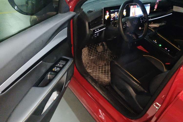 Used MG 5 Scorpio 2022 1.5T Trophy Sport Luxurious Edition Interior 3
