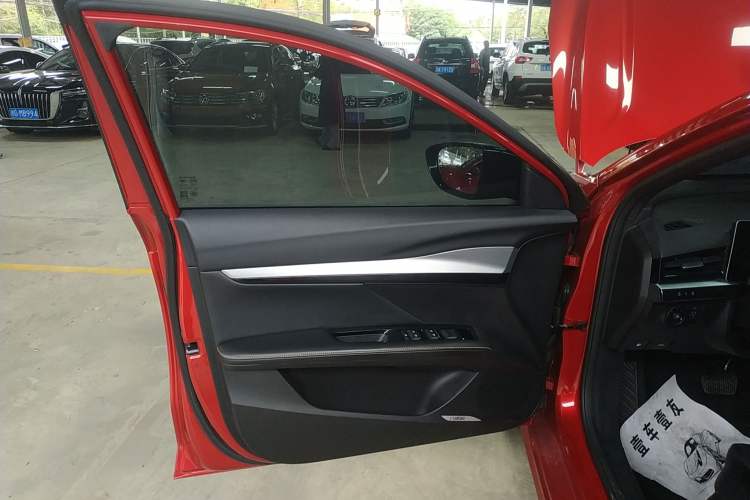 Used MG 5 Scorpio 2022 1.5T Trophy Sport Luxurious Edition Left Front Door Interior