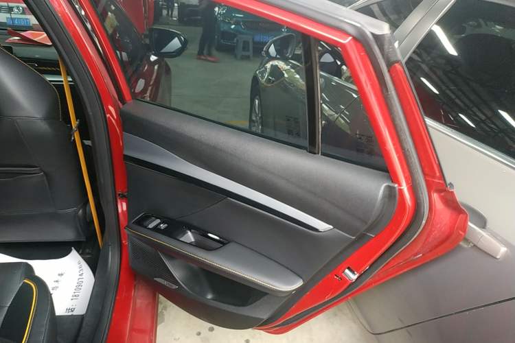 Used MG 5 Scorpio 2022 1.5T Trophy Sport Luxurious Edition Right Rear Door Interior