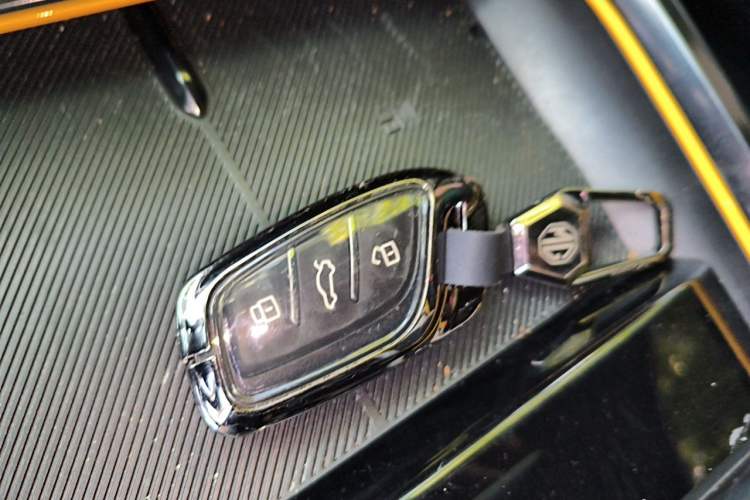 Used MG 5 Scorpio 2022 1.5T Trophy Sport Luxurious Edition Vehicle Key