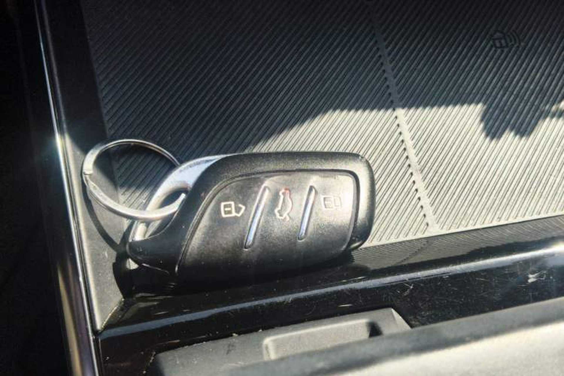 Used MG 5 Scorpio 2022 1.5T Trophy Sport Luxurious Edition Vehicle Key