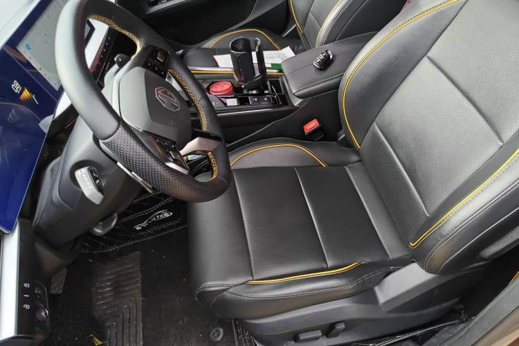 Used MG 5 Scorpio 2022 1.5T Trophy Sport Luxurious Edition Left Front Seat