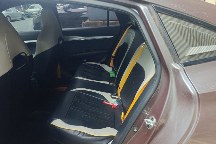 Used MG 5 Scorpio 2022 1.5T Trophy Sport Flagship Edition Left Rear Seat