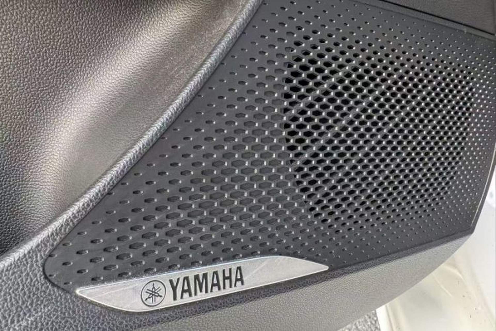Used MG 5 Scorpio 2022 1.5T Trophy Sport Flagship Edition Audio And AC Panel