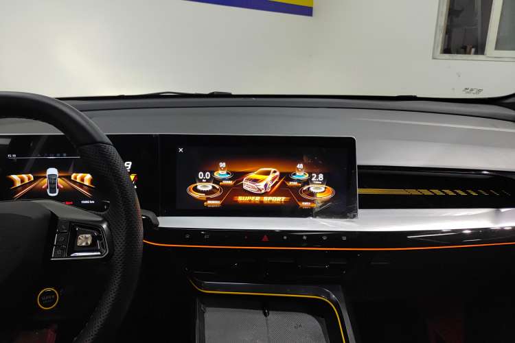 Used MG 5 Scorpio 2022 1.5T Trophy Sport Luxurious Edition Audio And AC Panel