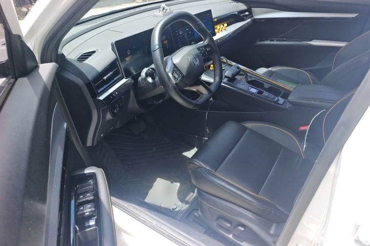 Used MG 5 Scorpio 2022 1.5T Trophy Sport Luxurious Edition Driver Seat