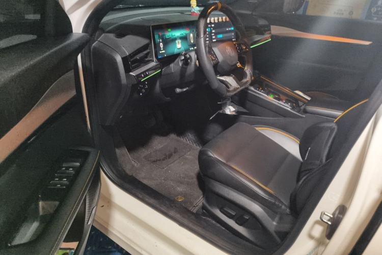 Used MG 5 Scorpio 2022 1.5T Trophy Sport Flagship Edition Driver Seat