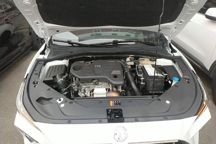 Used MG 5 Scorpio 2022 1.5T Trophy Sport Luxurious Edition Engine Bay