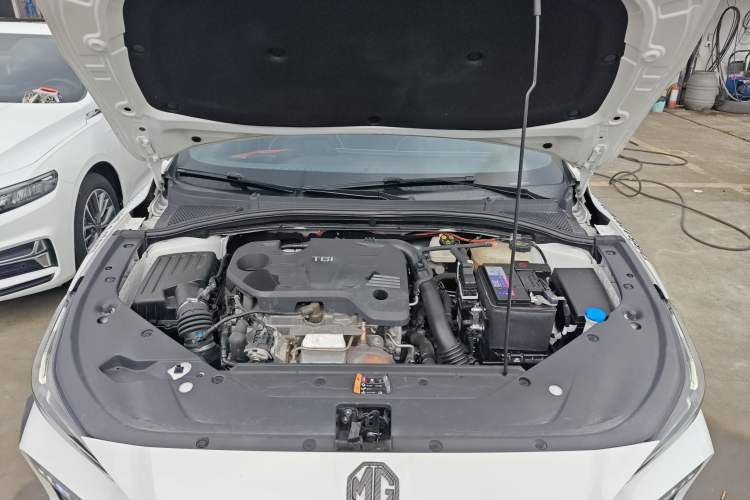 Used MG 5 Scorpio 2022 1.5T Trophy Sport Luxurious Edition Engine Bay